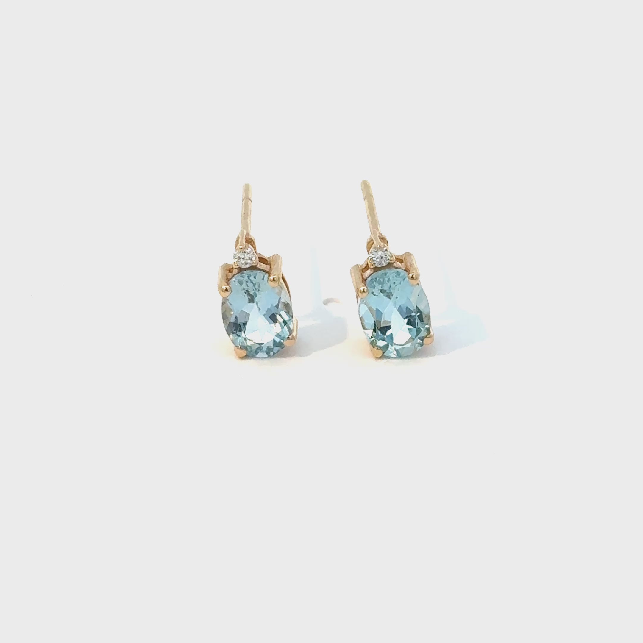 Aretes Aguamarina y Diamante