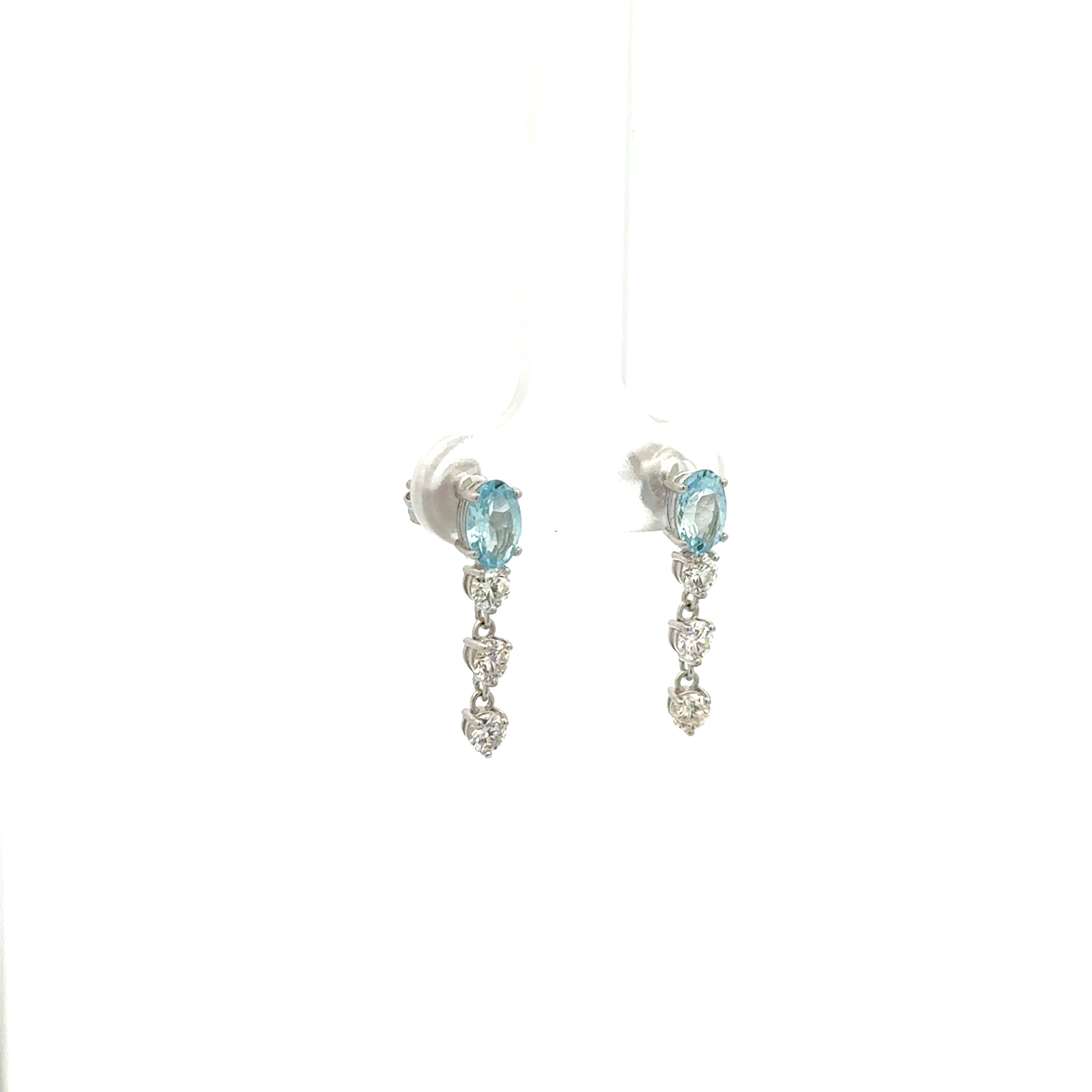 Aretes Aguamarina con Diamantes Colgantes