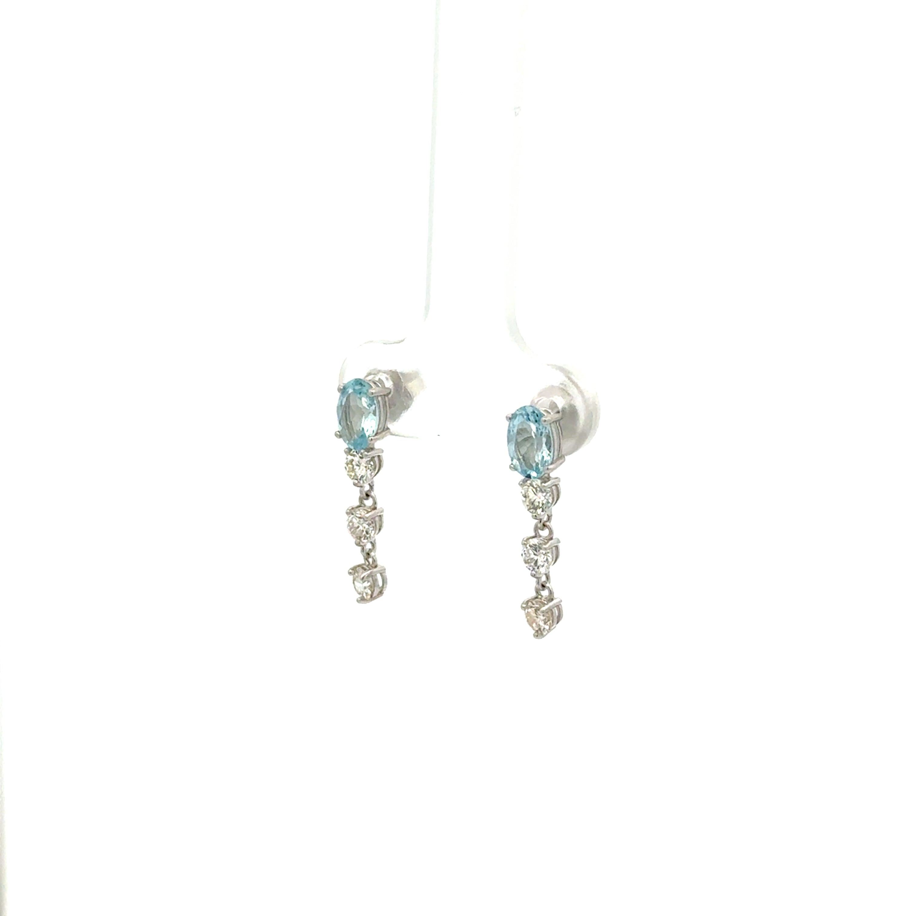 Aretes Aguamarina con Diamantes Colgantes