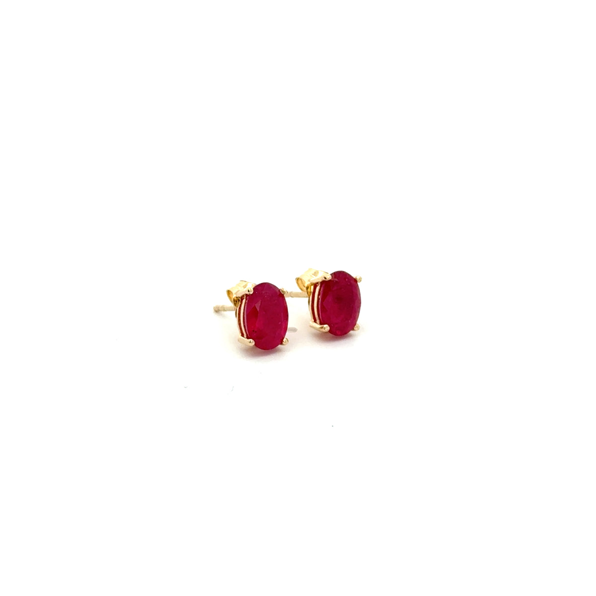 Aretes Rubíes Ovalados
