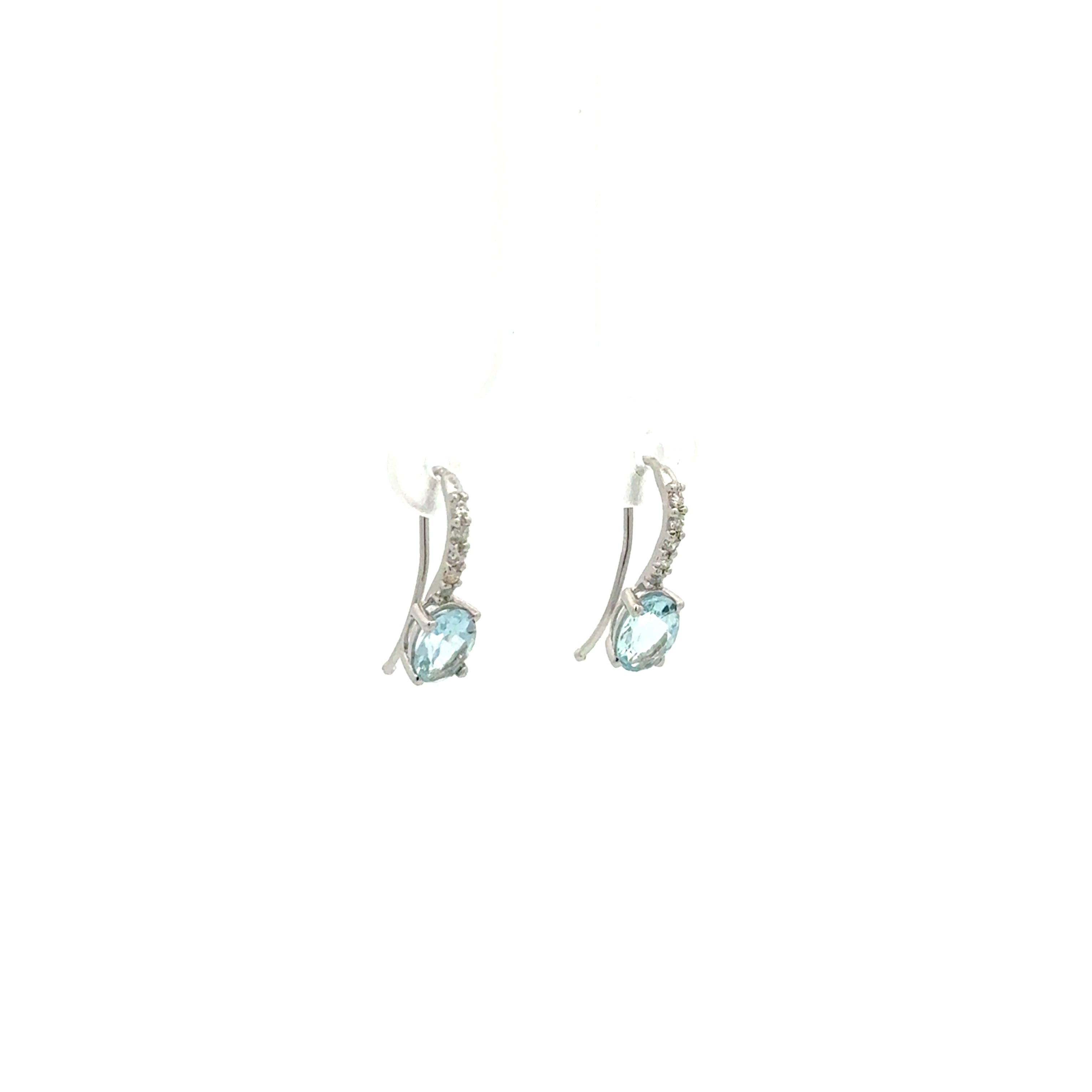 Aretes Aguamarina Ovalada Colgantes con Diamantes
