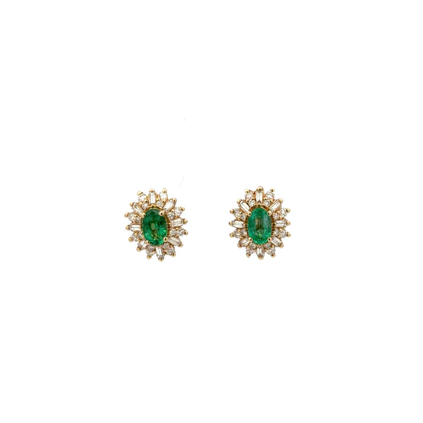 Aretes Esmeralda Ovalada y Halo Diamantes