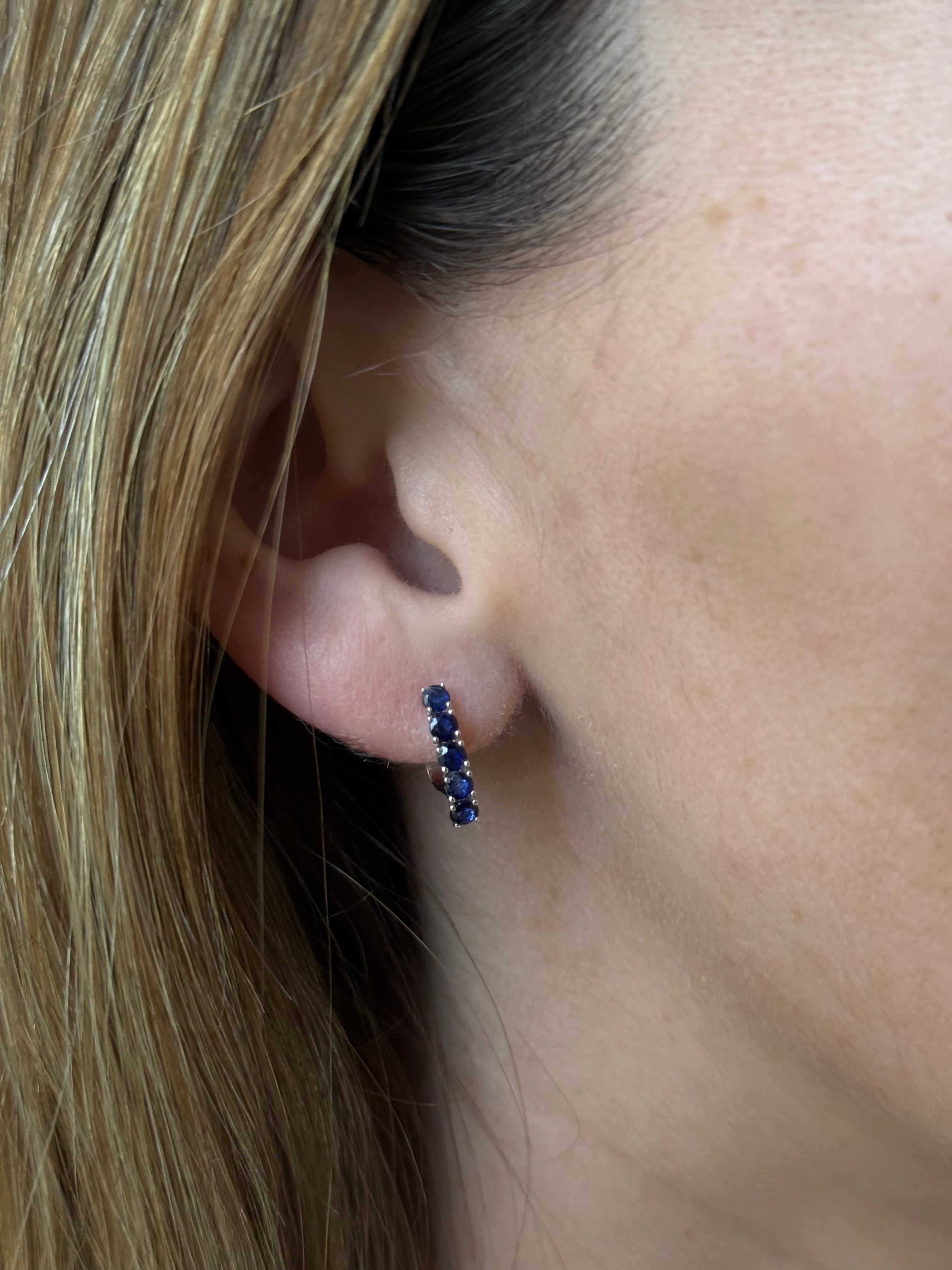 Medias Arracadas de Zafiro