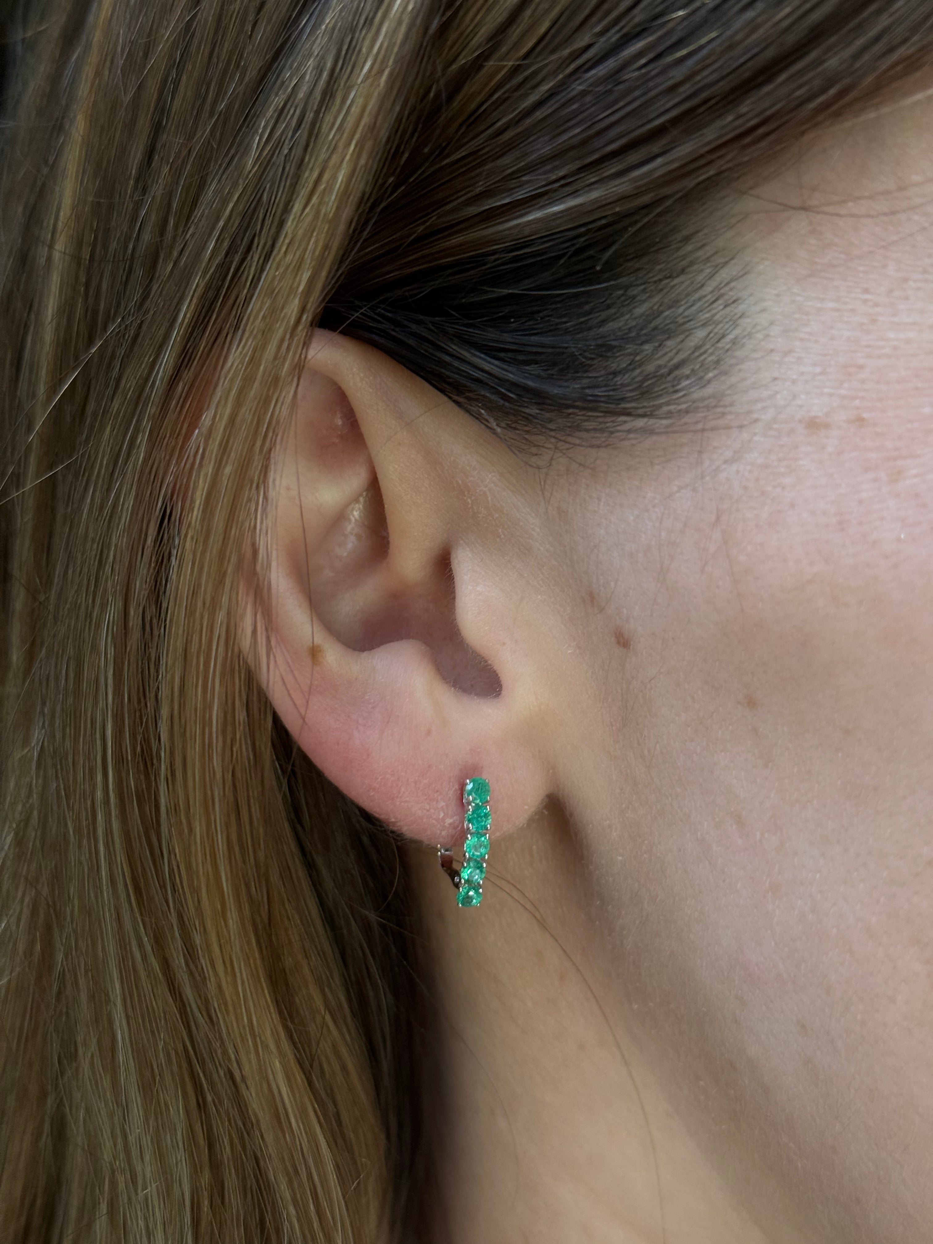 Media Arracada de Esmeralda