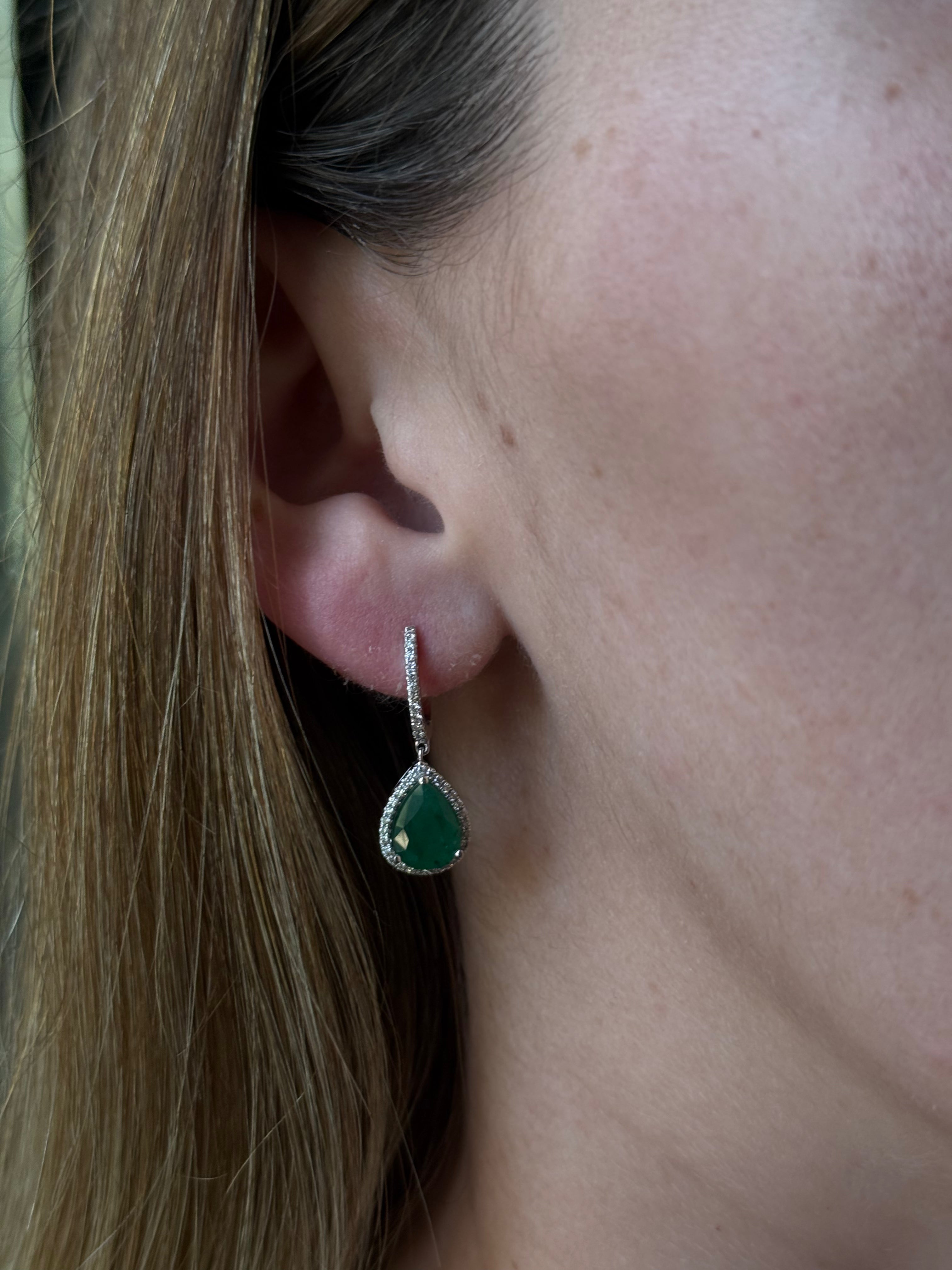 Aretes Gota Esmeralda con Diamantes