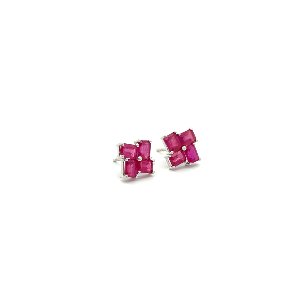 Aretes Rubí Flor