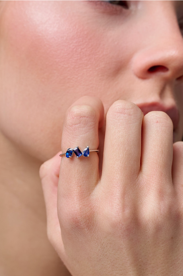 Anillo Trilogía de Zafiros