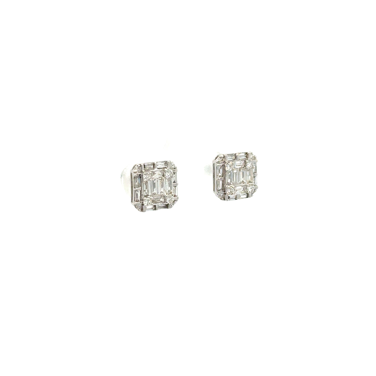 Aretes Elara