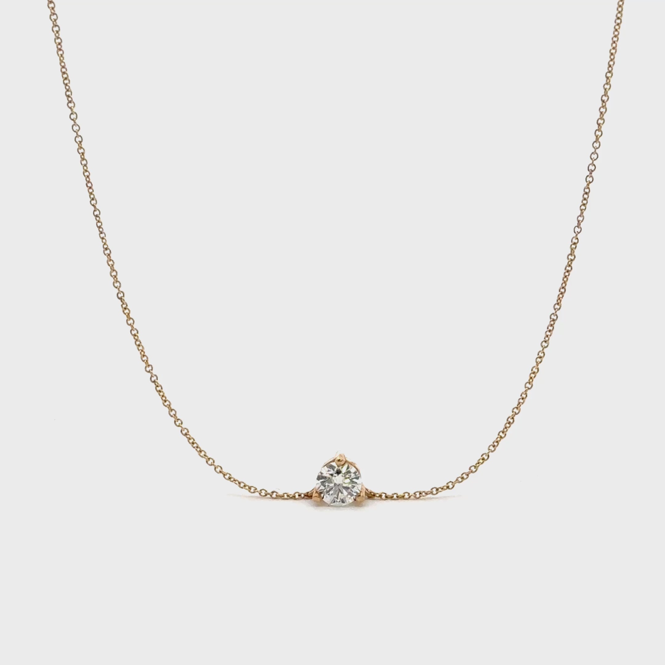 Collar Solitario con Diamante